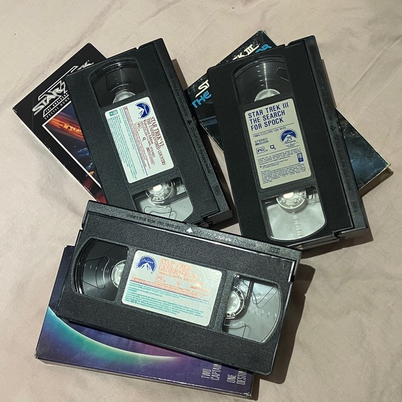 Star Trek VHS Collection - Picture 2 of 2